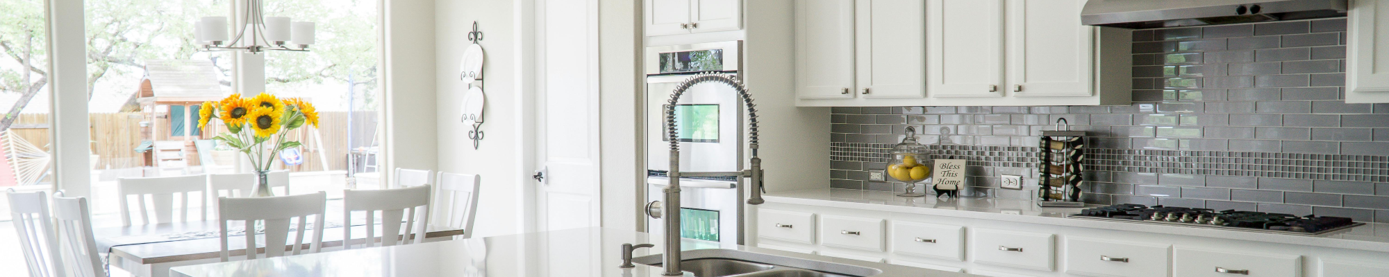 Kitchen Table & Chairs On Porcelain Tile Flooring